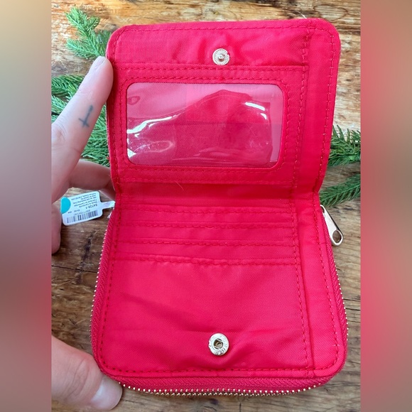 Red Quilted Wallet with Gold Chain Wristlet Strap NWT - Picture 4 of 4